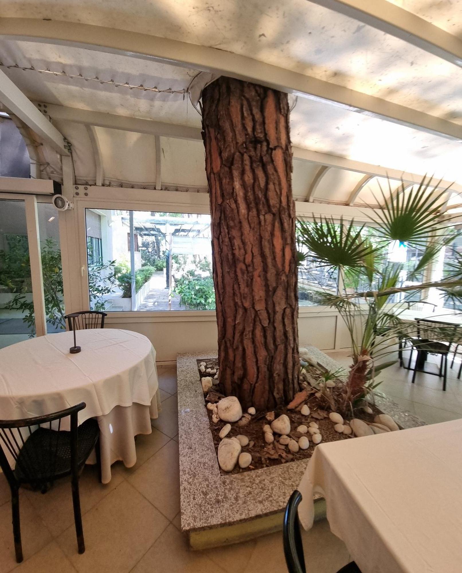 Hotel K2 Cervia 3 Stelle Sup Exterior photo