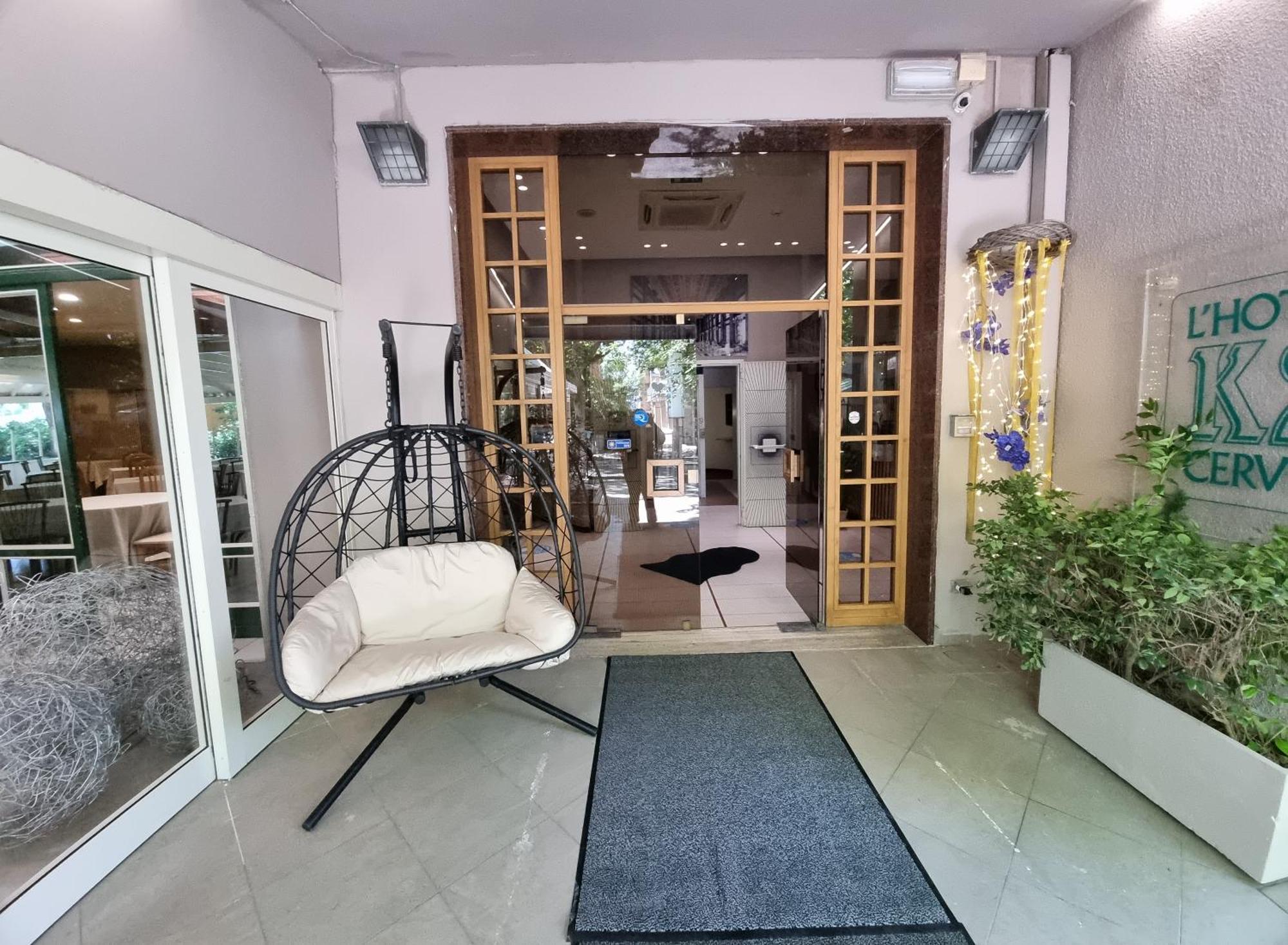 Hotel K2 Cervia 3 Stelle Sup Exterior photo